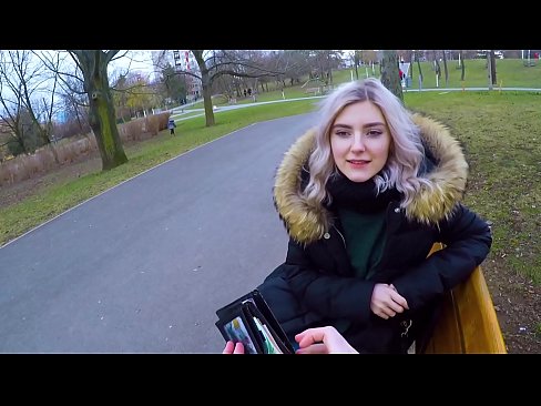 ❤️ Svelger en fremmeds varme sperm for penger - blowjob i parken av Eva Elfie ️ Russisk porno hos oss ️❤